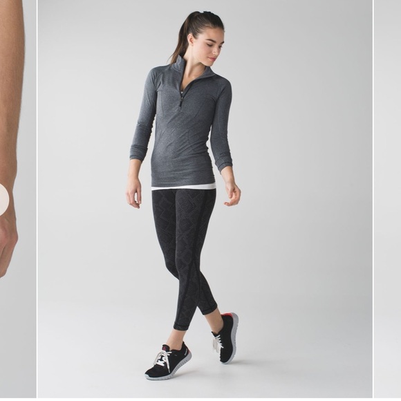 Lululemon Pace Tight Full-On Luxtreme Lights Out
Black Ravish Reptile Silver - Picture 2 of 11